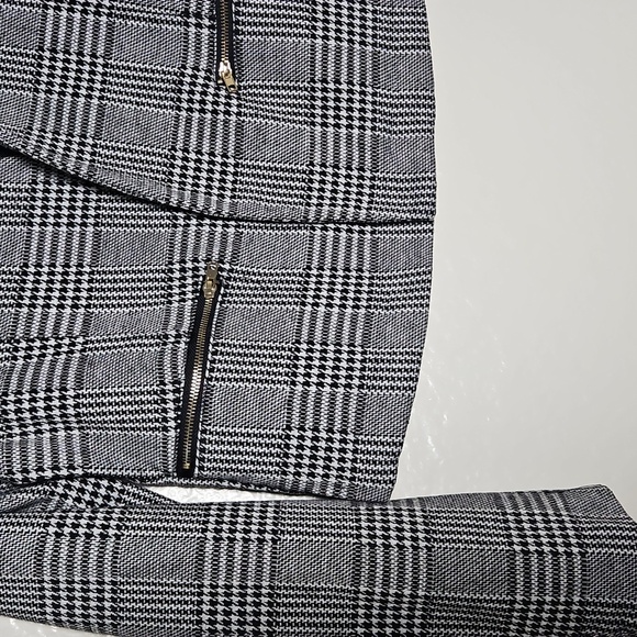 Plaid Black and White Women's Jacket - Picture 4 of 4